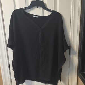 Chic Black Women's Swim Coverup